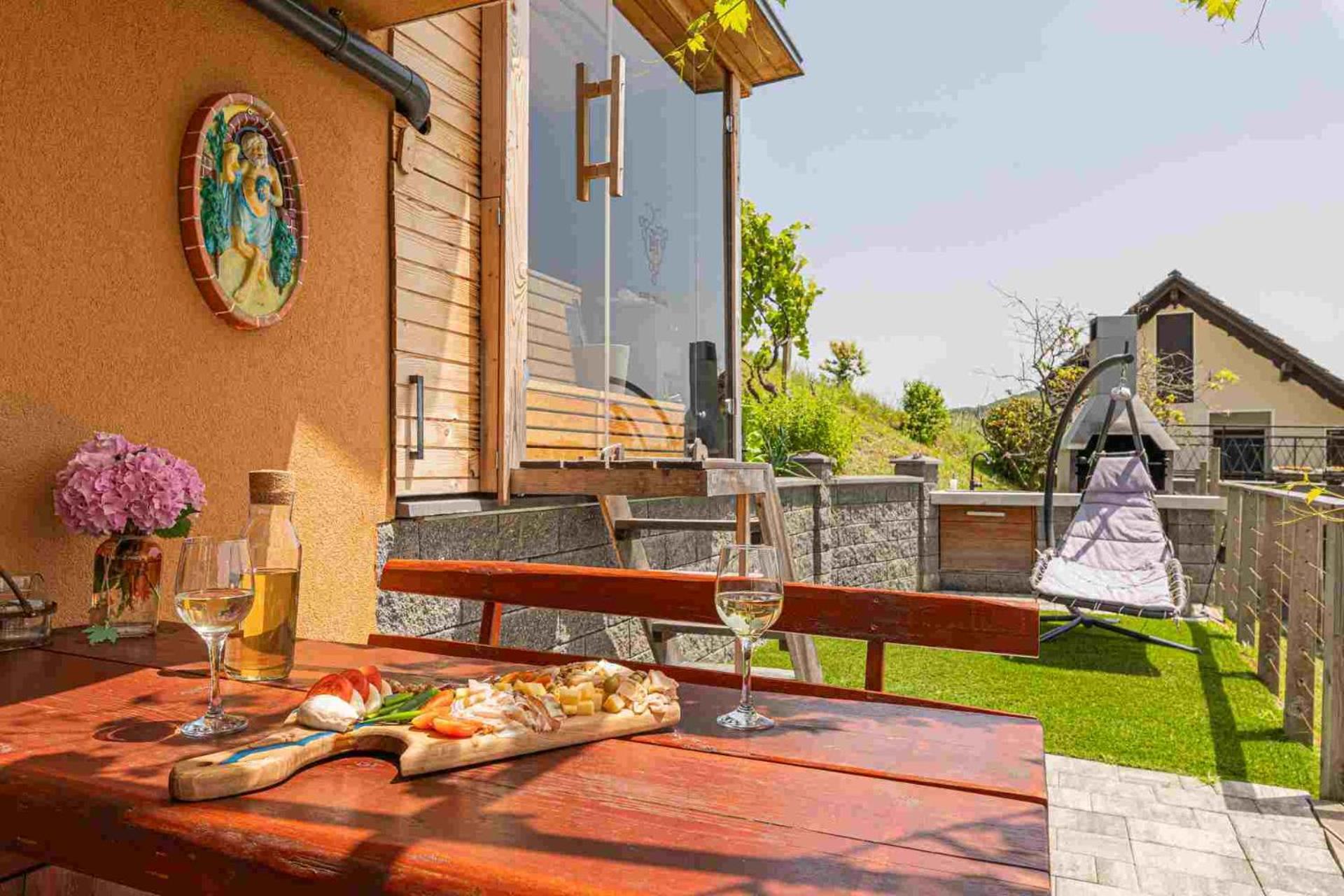 Vineyard Cottage Soncni Gric Trebnje Exterior foto